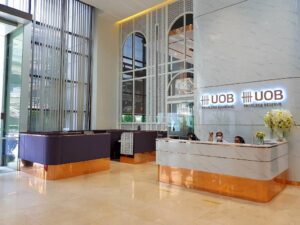 UOB銀行＿タイ＿サートン本店＿Privilege Banking_Wealth Banking＿タイランドピックス