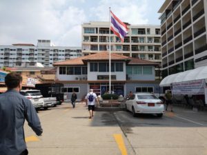 タイ_パタヤ_入国管理局_Thai_Jomtien-Pattaya-Immigaration-Office