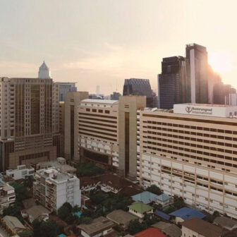 タイ-バンコク -バムルンラード国際病院 -Bumrungrad International Hospital-1タイランドピックス