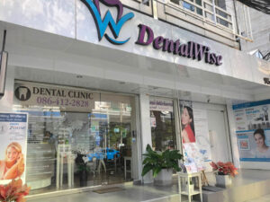 タイ-バンコク-デンタルワイズクリニック トンロー-Dentalwise Clinic-タイランドピックス