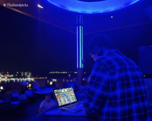 パタヤ_ヒルトン_ルーフトップバー_Horizon_Pattaya_Hilton_Horizon_Roooftop10